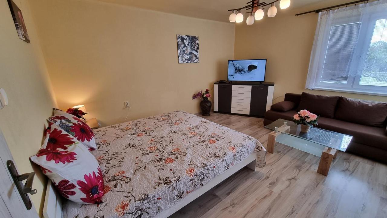 Apartmany Sebastian Pribylina Bagian luar foto